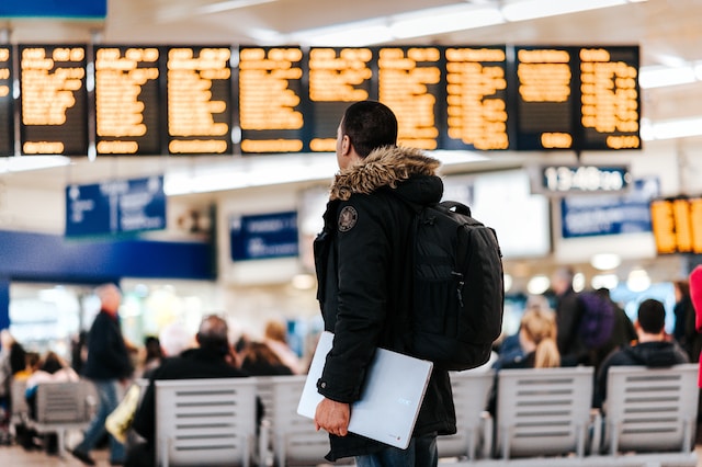 Économiser de l'Argent en Voyage : Astuces pour Manger Bien sans Vider Votre Portefeuille